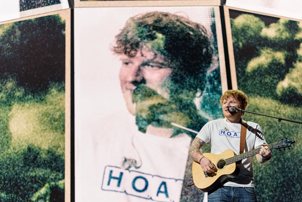 Ed Sheeran's High-Energy One-Man Show Captivates San Antonio