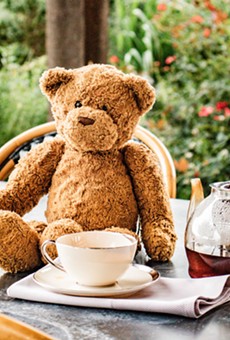 La Cantera-area eatery Signature Restaurant is set to hold a charity Teddy Bear Brunch to benefit the Children’s Bereavement Center Nov. 13.