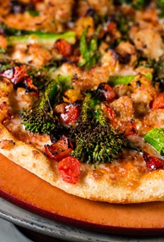 Sausage chicken, roasted pepper and broccolini pizza,