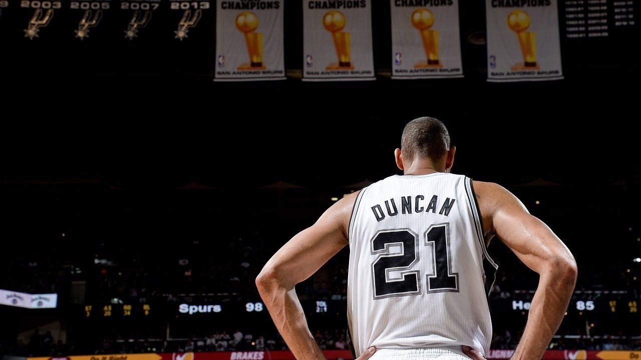 Tim Duncan Introduced as Athletic Director - University of New