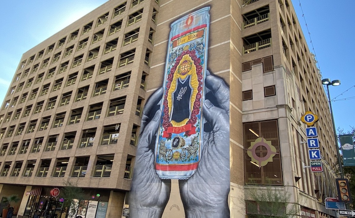 Completing downtown’s 76-foot-high Spurs mural was a team play led by SA artist Andy Benavides | San Antonio