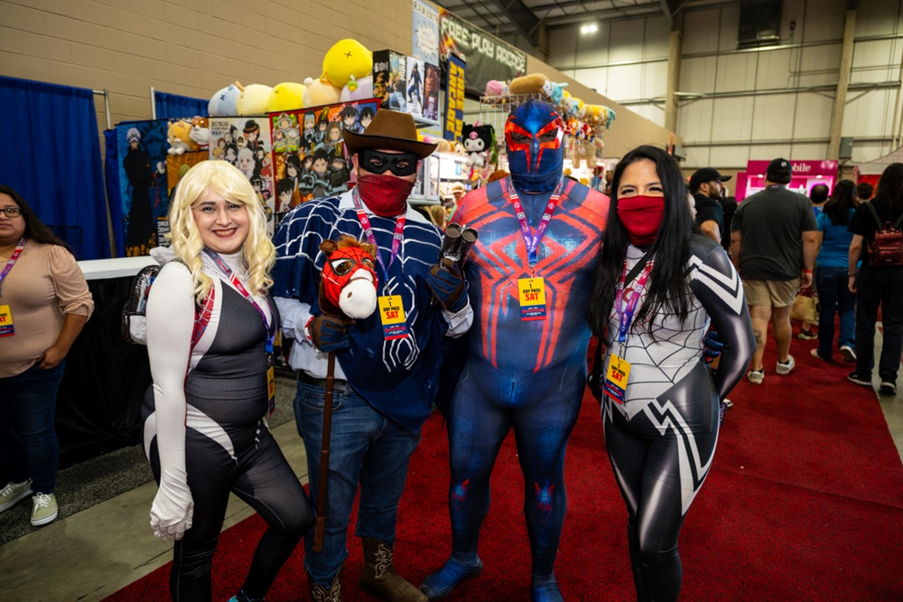 All the best cosplay and cars from San Antonio's Superhero Comic Con