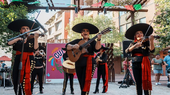 This year's bash will kick off with mariachi music.