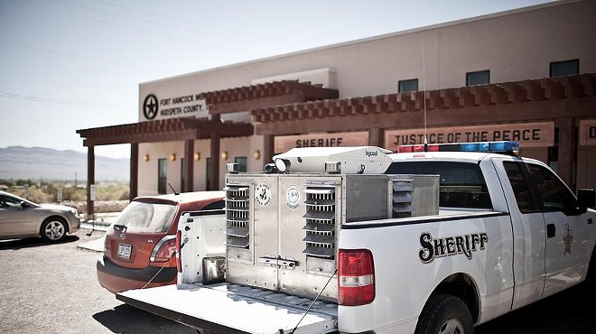 A K-9 unit sits outside the Hudspeth County Sheriff’s Office in 2010. Two men are accused of manslaughter after two migrants were shot in Hudspeth County this week.