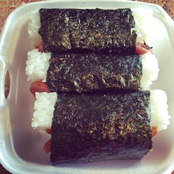 What I Ate: Spam musubi at L&L Hawaiian Grill and Spurs viewing at Tycoon Flats